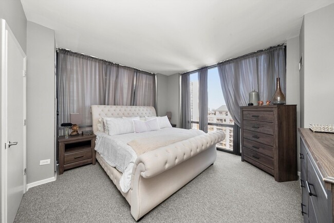 Building Photo - 435 W Erie St