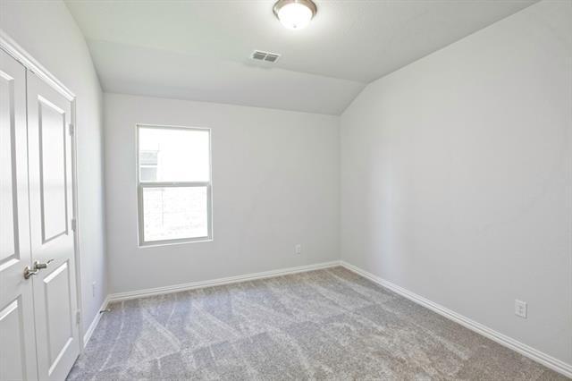 Building Photo - 625 Hidden Cove Dr