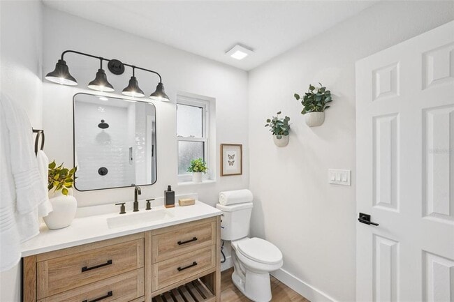 Building Photo - 311 Shore Dr E