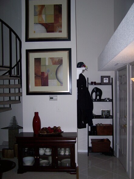 Building Photo - 6029 Curtier Dr