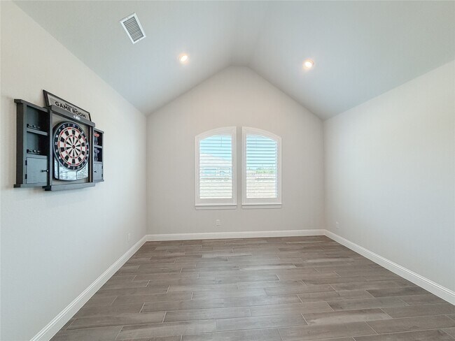 Building Photo - 13203 Wood Leaf Pk
