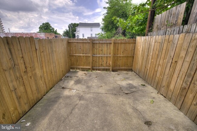 Building Photo - 2540 Greenmount Ave