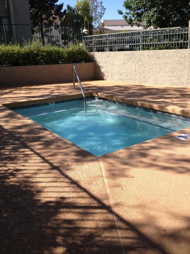 Building Photo - Heart of Old Town Scottsdale