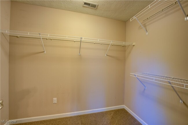 Building Photo - 2576 Covington Pl