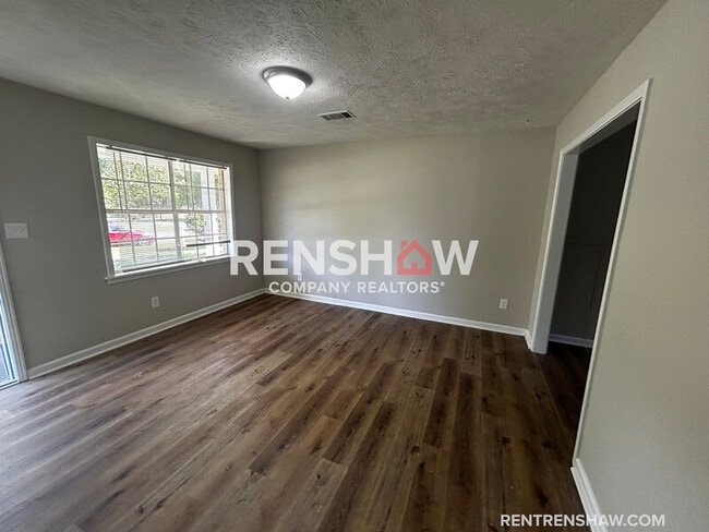 Building Photo - 139 Wild Valley Dr