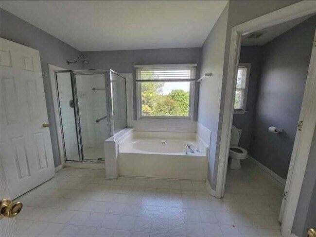Building Photo - 2675 Wyndham Pl Dr NW