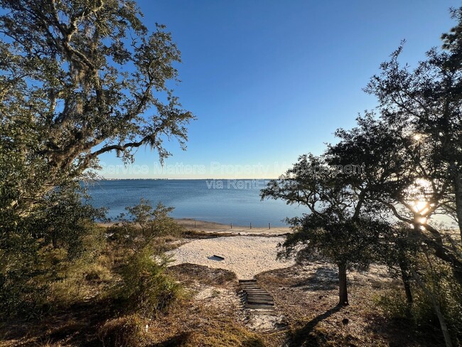 Building Photo - 1708 Briza Del Mar Dr