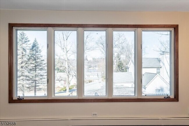 Building Photo - 9 Log Cabin Terrace