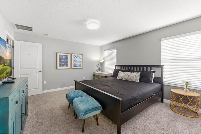 Building Photo - 8924 Stinger Dr