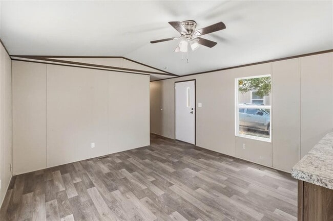 Building Photo - 908 Turney Ln