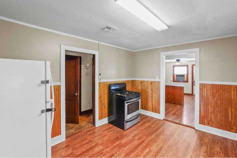 Building Photo - 113 Marmande St