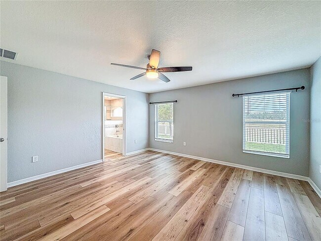 Building Photo - 6945 Gideon Cir