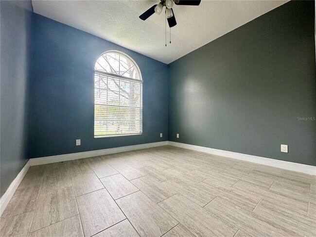 Building Photo - 1516 Crosswind Cir