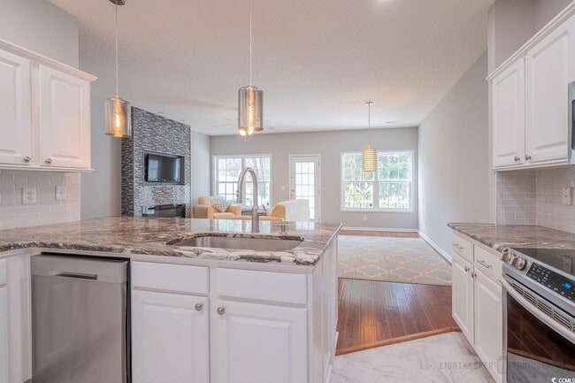 Building Photo - 4358 River Gate Ln