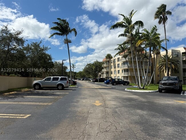 Building Photo - 13100 SW 92nd Ave