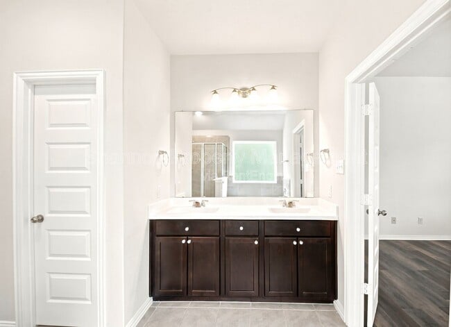 Building Photo - 1202 Vilamoura Ct