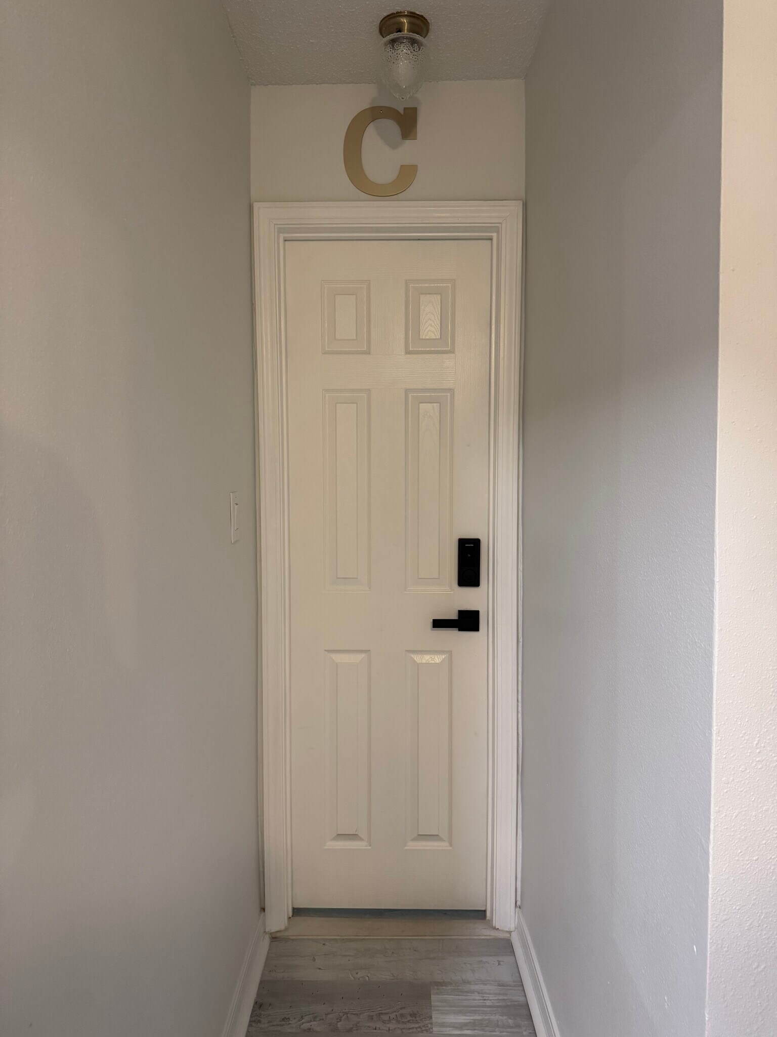 Building Photo - 4584 Tamarind Dr