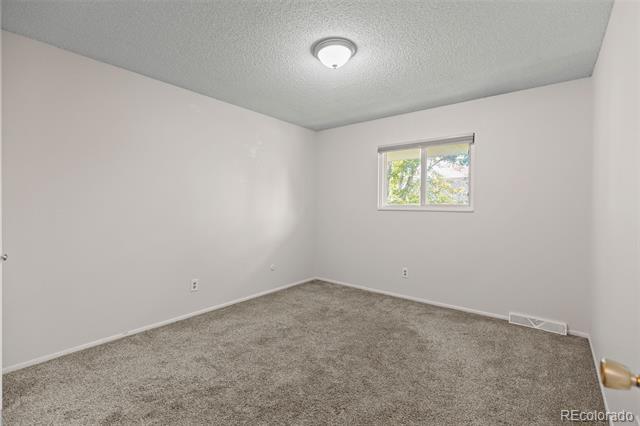 Building Photo - 9149 Mansfield Ave