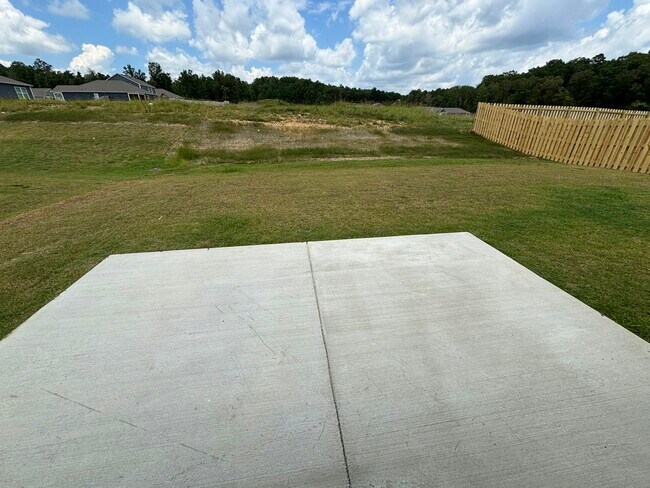 Building Photo - 235 Pine Ridge Drive
