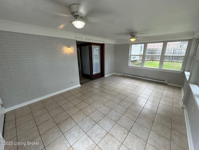 Building Photo - 2907 Melrose Dr