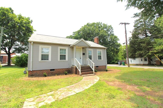 Primary Photo - Charming home with updated Kitchen