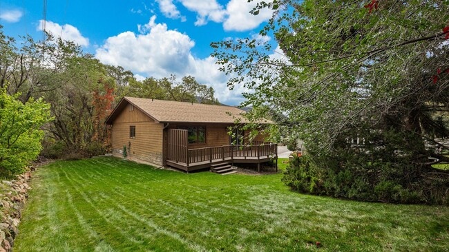 Building Photo - Charming Single-Family Home in Glenwood Sp...