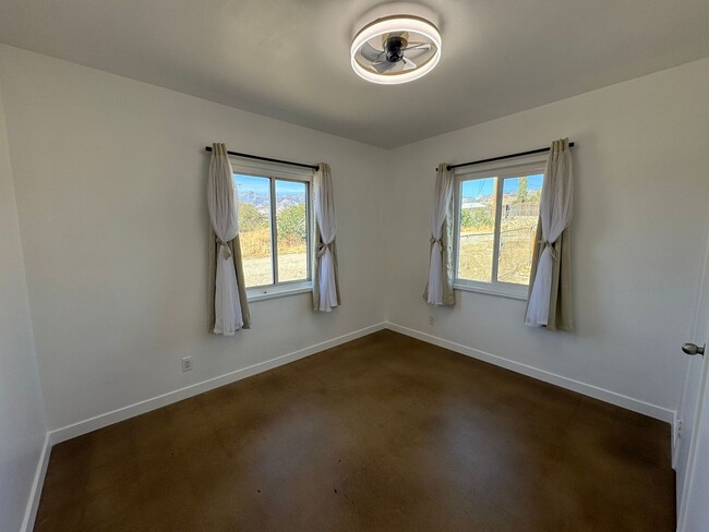 Building Photo - Cabazon single house 4 bed 2 bath for lease