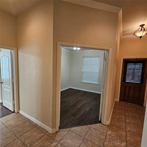 Building Photo - 922 Meadow Flower Ln