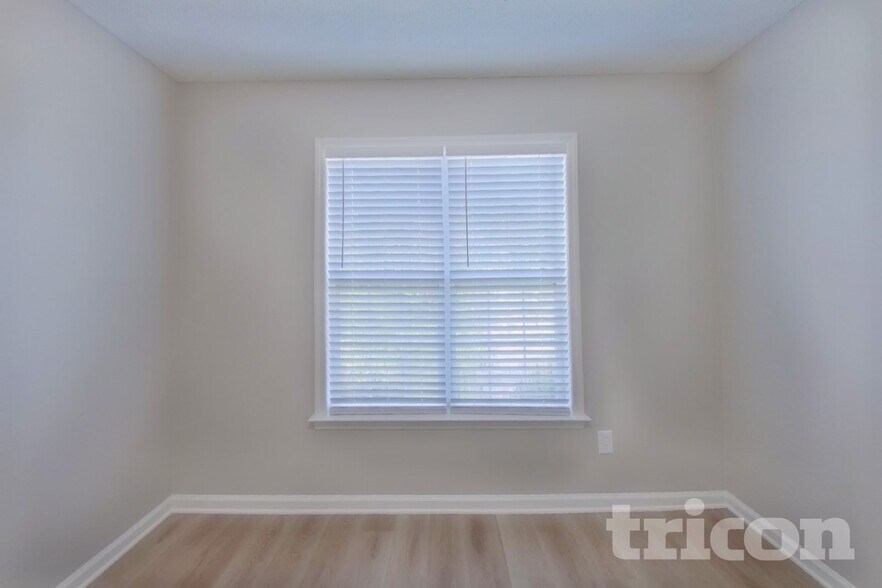 Building Photo - 2207 Planters Knoll Ln