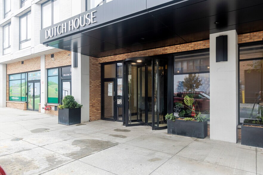 Building Photo - 37-05 30th St