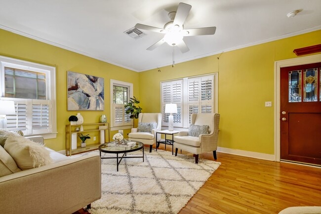 Living Room - 220 Corona Ave