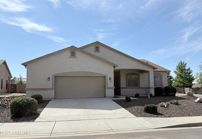 Building Photo - 4678 Edgemont Rd