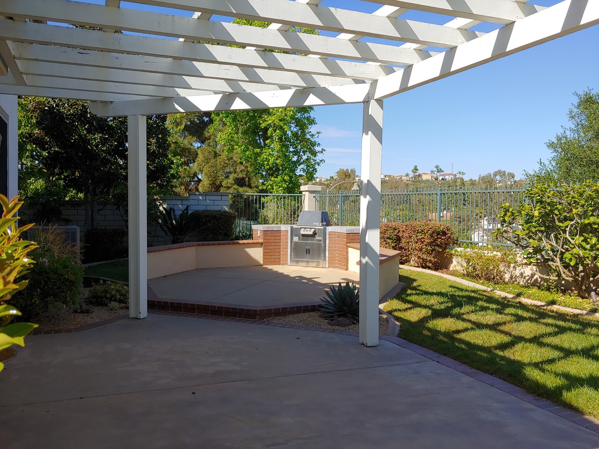 Building Photo - 7009 Wildrose Ter