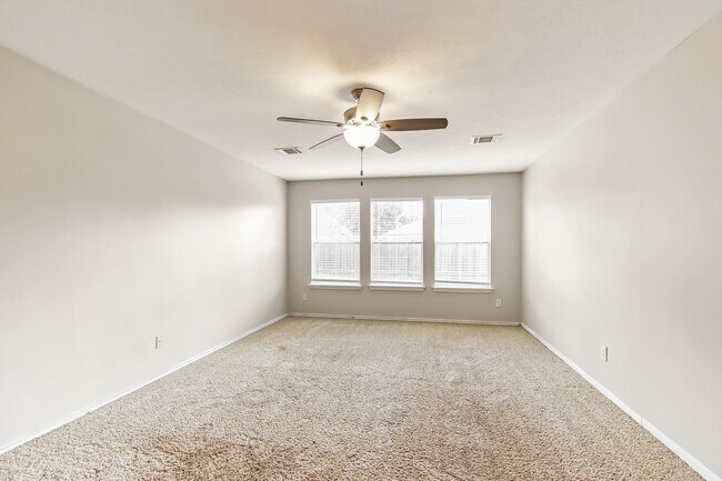 Building Photo - 19410 Pine Cluster Ln