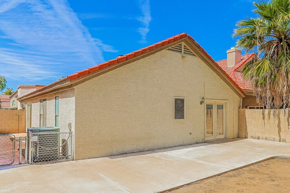 Building Photo - 549 N Granite St