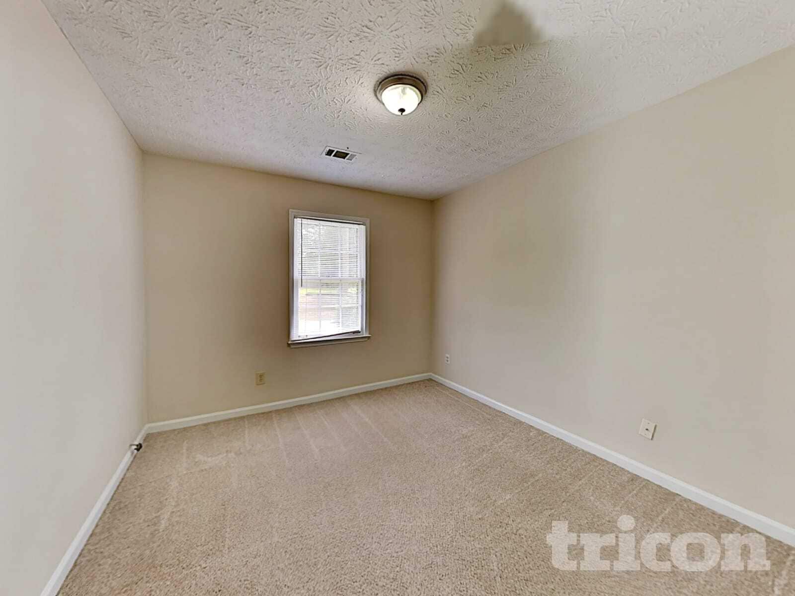 Building Photo - 740 Cedar Farms Dr