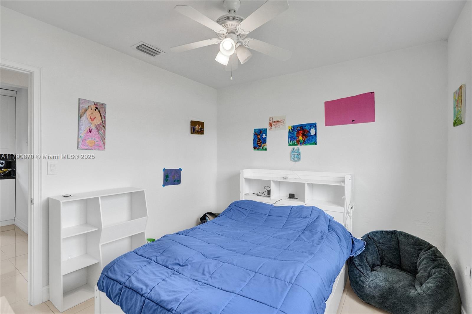 Building Photo - 5811 SW 95th Ct