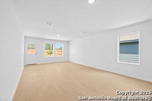 Building Photo - 1447 Neria Lp