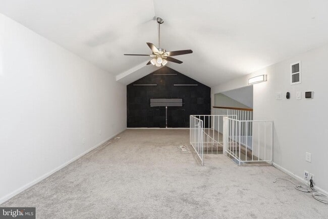 Building Photo - 20309 Beaconfield Terrace