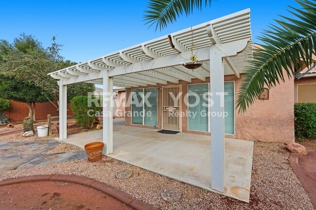 Building Photo - Where Character Takes Center Stage! Now Offering $500 Off First Month’s Rent!