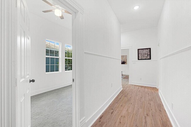 Building Photo - 226 Porter St