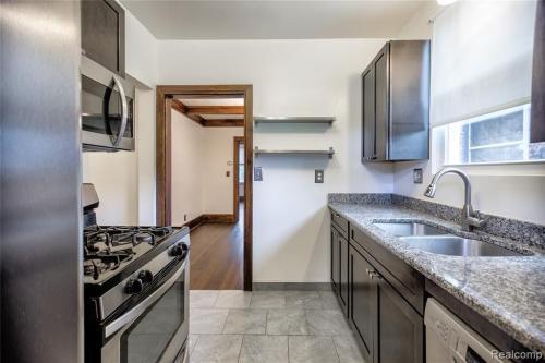 Building Photo - 7472 Woodrow Wilson St