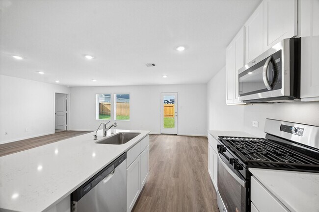 Building Photo - 12010 Noble Heart Dr