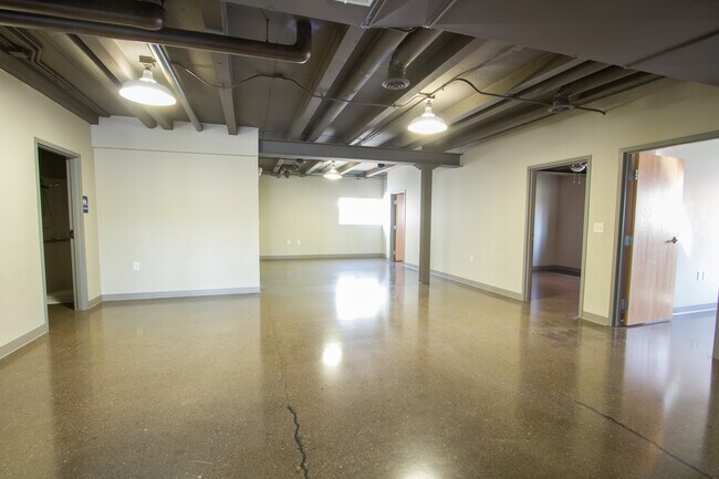 Building Photo - 2224 Y Street