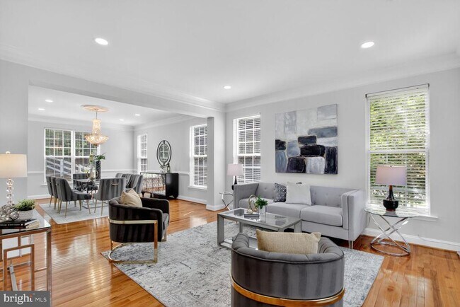 Building Photo - 14040 Natia Manor Dr