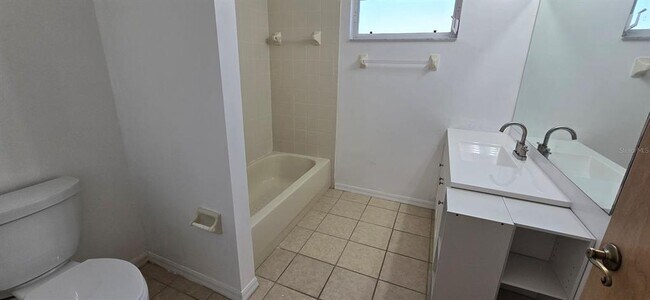 Building Photo - 38 Banyan Course