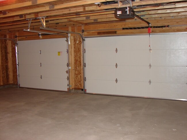 Building Photo - 8004 Chehalis Dr