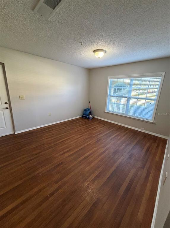 Building Photo - 2019 Dixie Belle Dr
