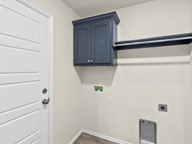 Building Photo - 12517 NE 36th St