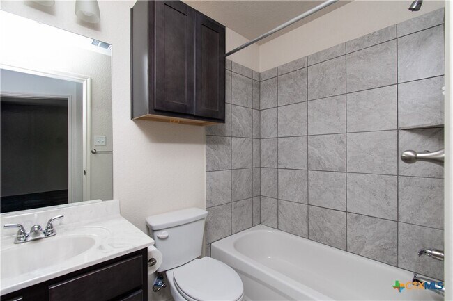 Building Photo - 1308 Liberation Ln